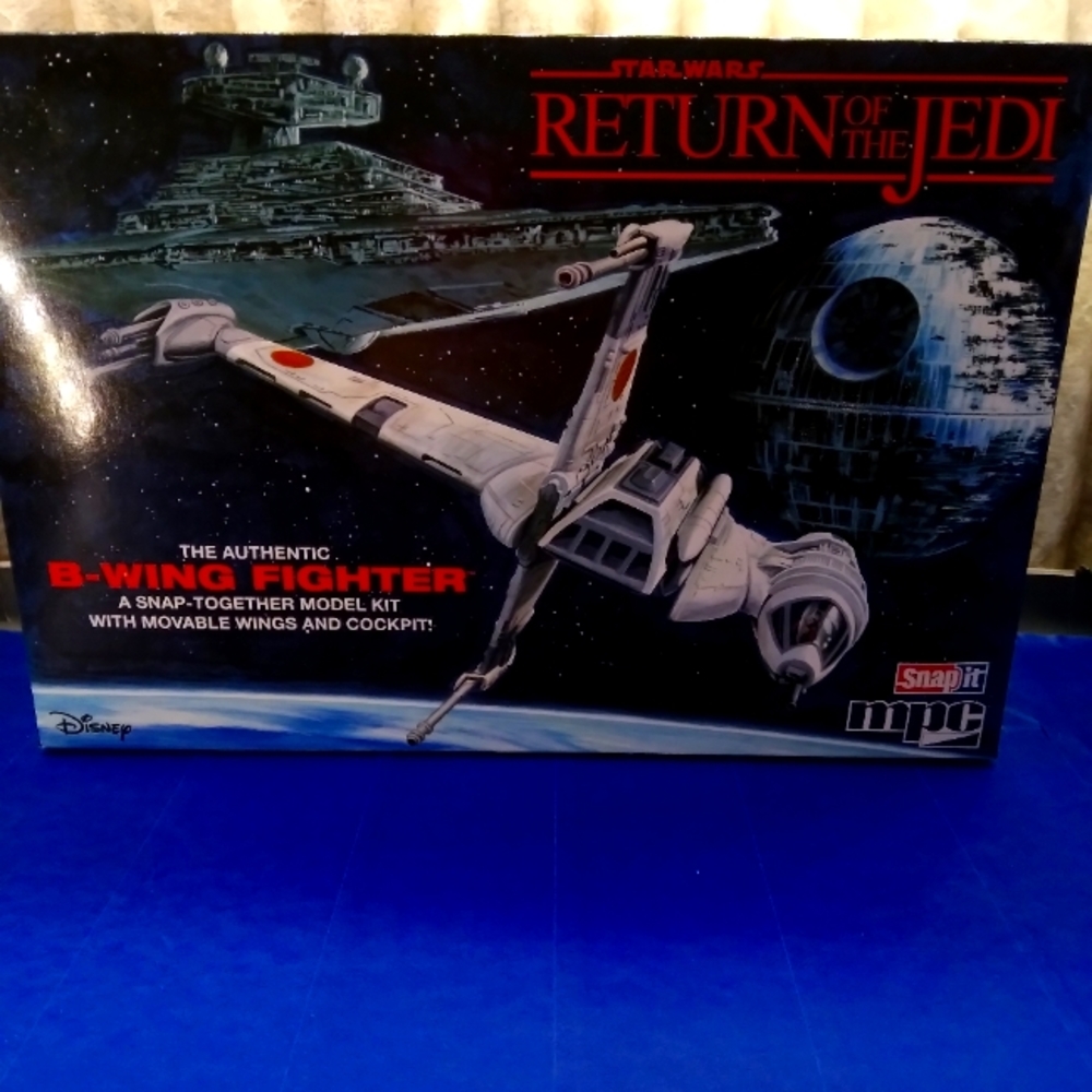 Star wars b-wing model kit